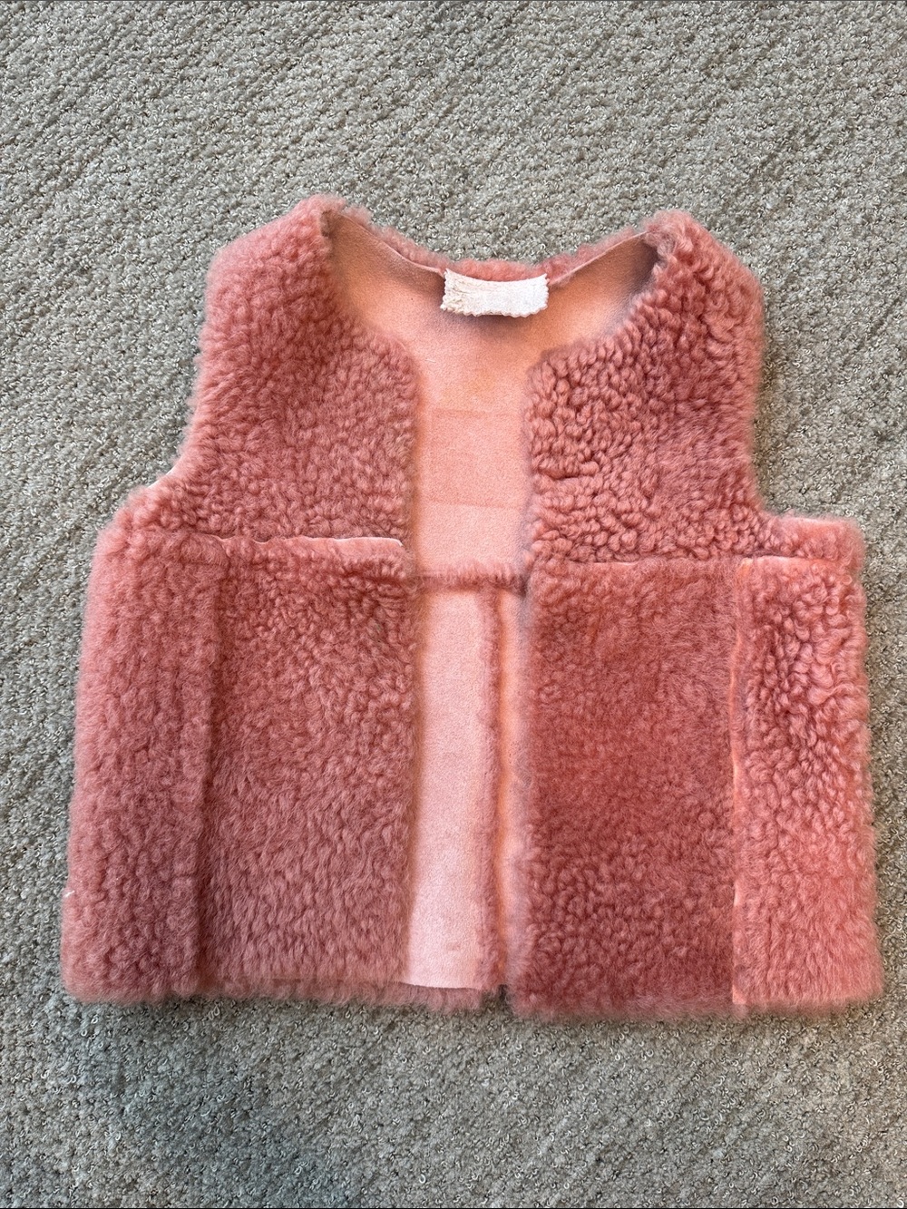 Marie Chantal Plush Shearling Sheep Skin UK Vest in Dusty Rose Size 6
